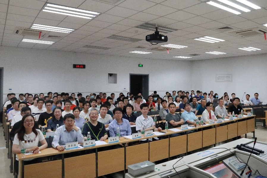 材料学院召开材料专业2021春季学期本科师生座谈会
