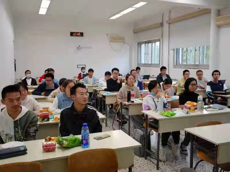 张铁锐研究员做客第六期材料沙龙:纳米光催化材料制备太阳燃料及高值化工品——2021年度材料沙龙（第六期）